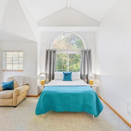 Cannon Beach Vibes, Steps To The Beach,Wifi,3 Full Bedroom En Suites With 3 Fireplaces,Near Downtown Екстериор снимка