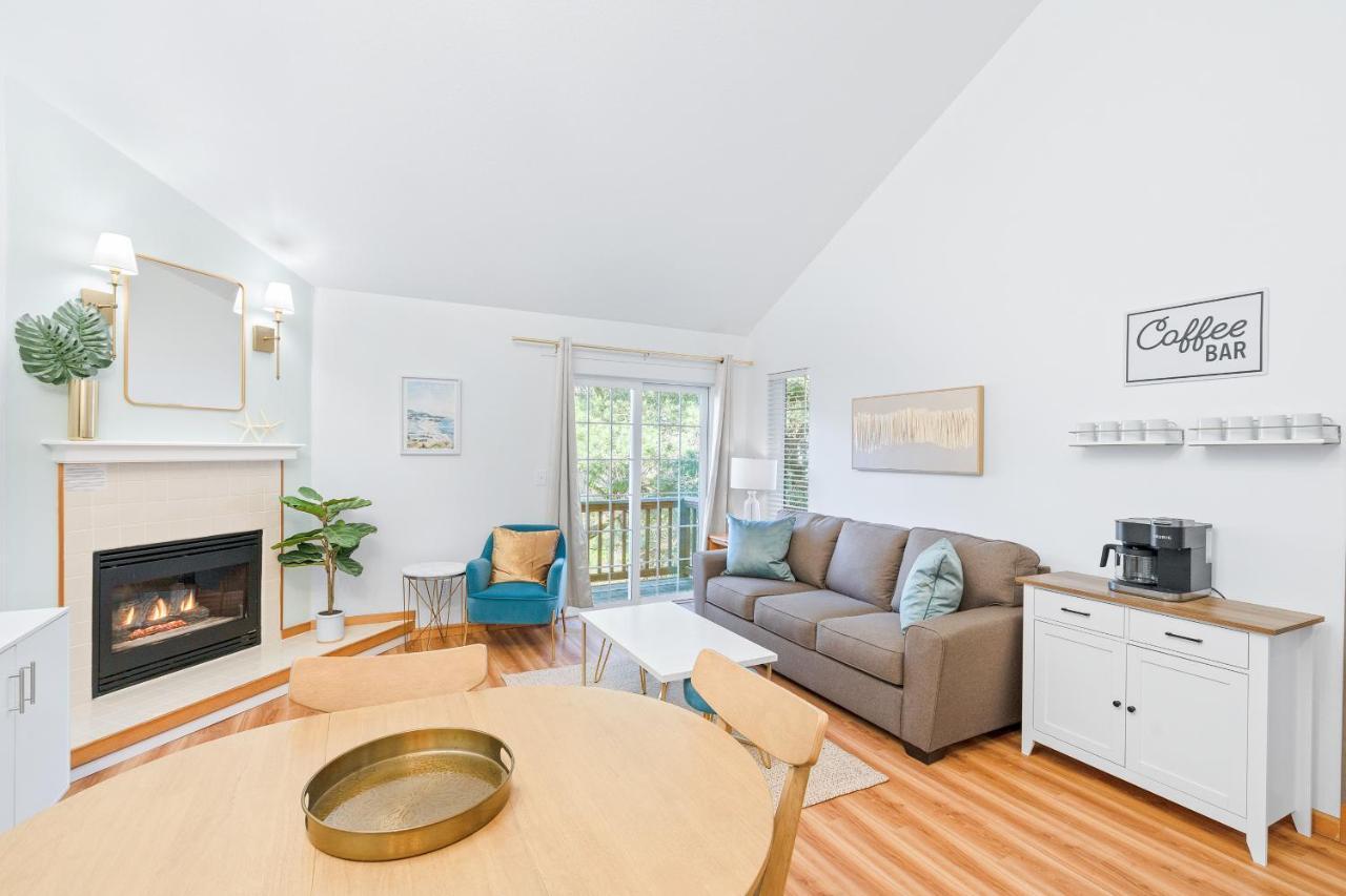 Cannon Beach Vibes, Steps To The Beach,Wifi,3 Full Bedroom En Suites With 3 Fireplaces,Near Downtown Екстериор снимка